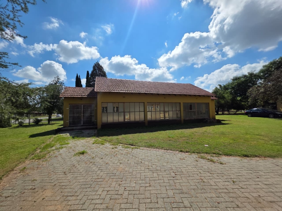 Commercial Property for Sale in Rheederpark Free State